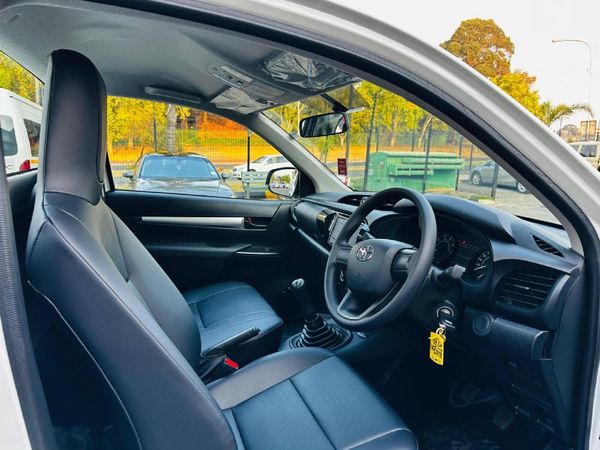 2026-Toyota-Hilux-20-VVTi-Single-Cab image:5
