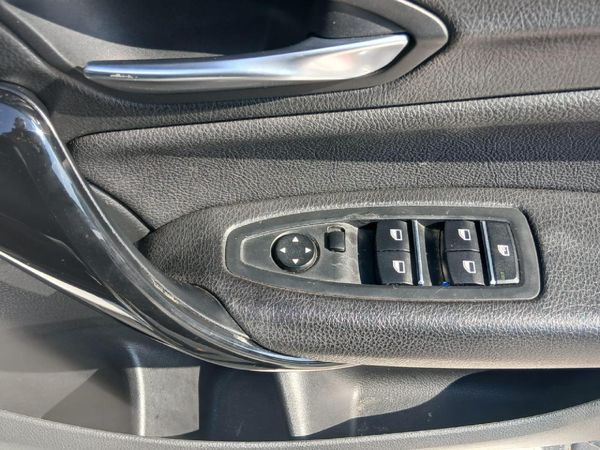 2018-BMW-1-Series-118i-5-dr-Auto image:10