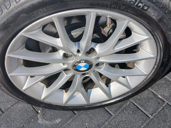 2018-BMW-1-Series-118i-5-dr-Auto image:7