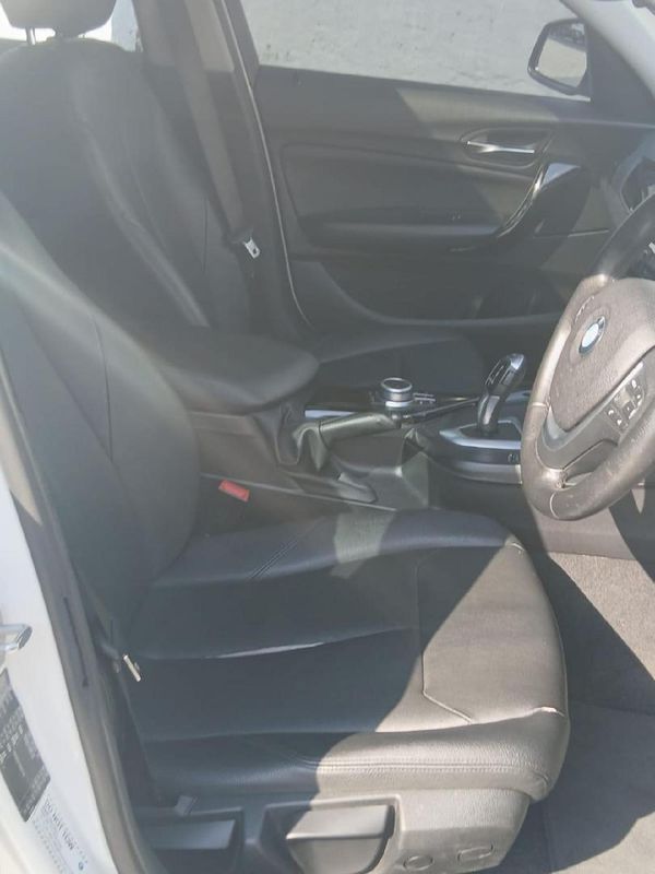 2018-BMW-1-Series-118i-5-dr-Auto image:8
