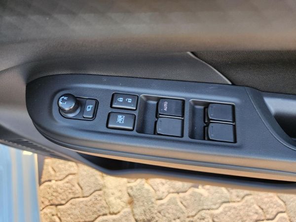 2026-Suzuki-Swift-12-GLX-Auto image:10