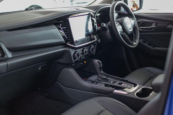 2026-Isuzu-Mu-x-30D-LS-Auto image:17