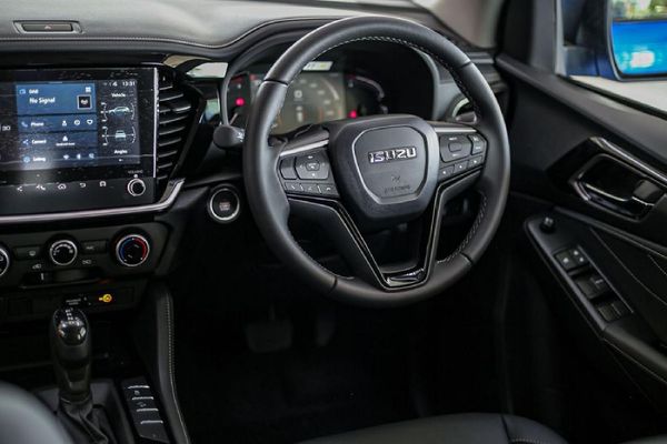2026-Isuzu-Mu-x-30D-LS-Auto image:18