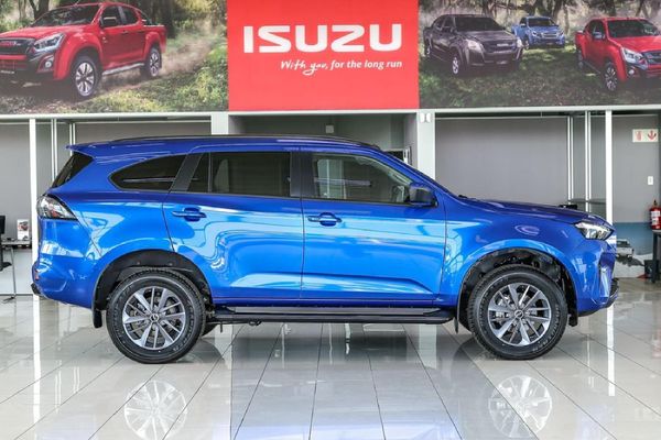 2026-Isuzu-Mu-x-30D-LS-Auto image:5