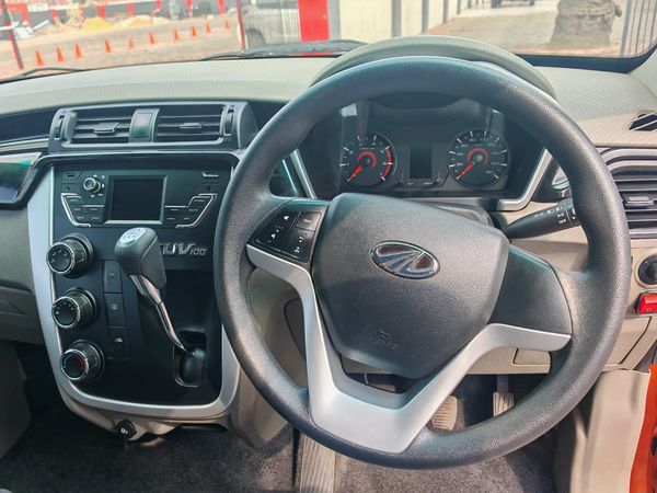 2016-Mahindra-KUV-100-12-TD-K6 image:5