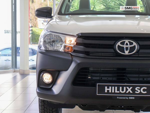 2025-Toyota-Hilux-24-GD-6-SR-4x4-Single-Cab image:4