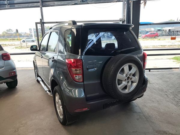 2008-Daihatsu-Terios-15 image:3