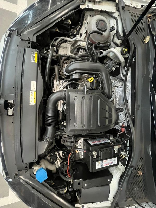2020-Volkswagen-Golf-VII-10-TSI-Comfortline image:12