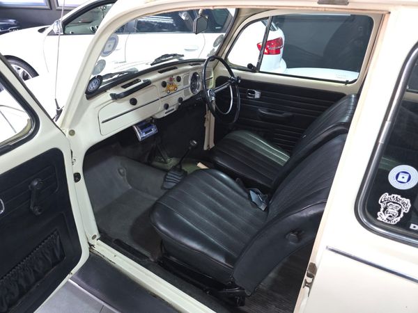 1969-Volkswagen-Beetle-1500 image:17