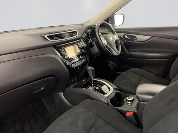 2017-Nissan-X-Trail-25-Acenta-Plus-4x4-Auto-7-seat image:19