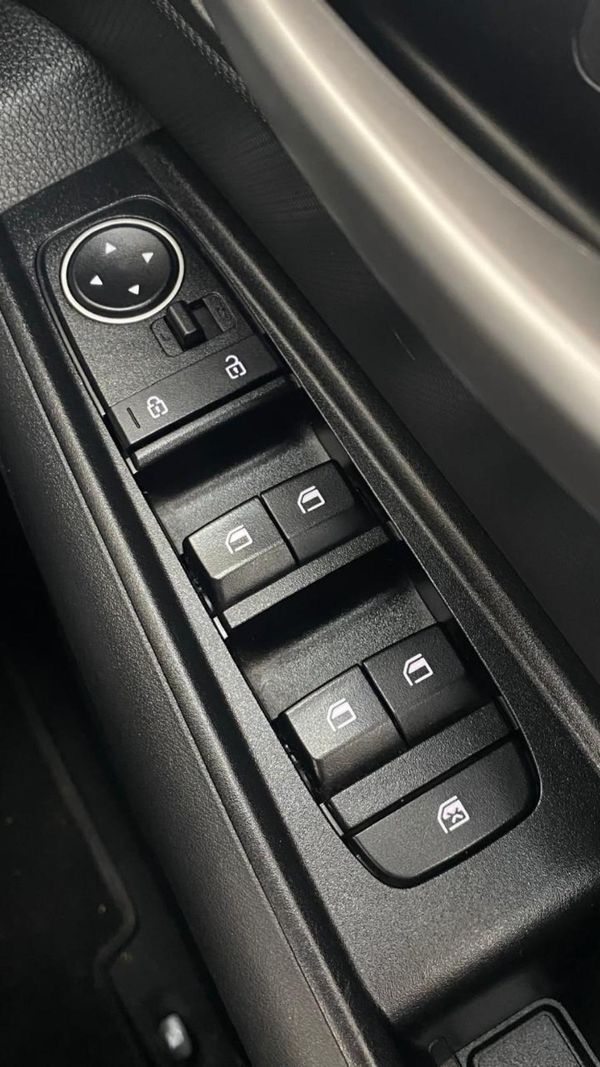 2025-Kia-Sonet-15-LX-Auto image:9