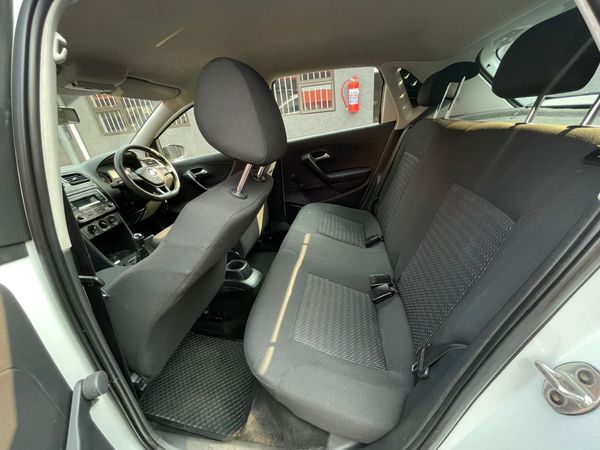 2020-Volkswagen-Polo-Vivo-14-Trendline-5-dr image:11