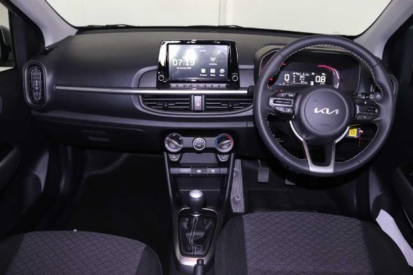 2026-Kia-Picanto-10-LX-Manual image:9