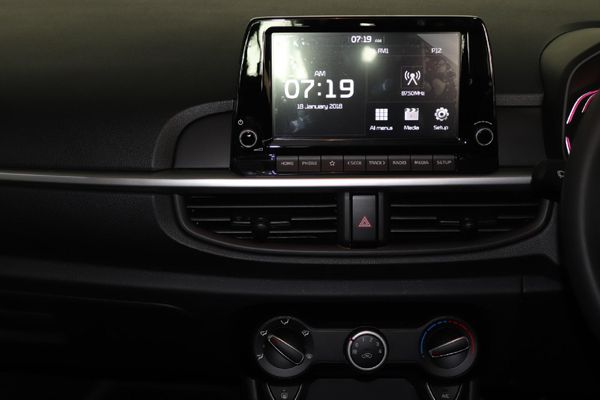 2026-Kia-Picanto-10-LX-Manual image:7