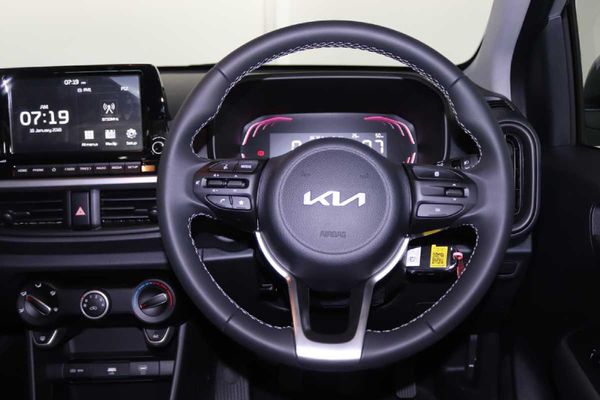 2026-Kia-Picanto-10-LX-Manual image:8