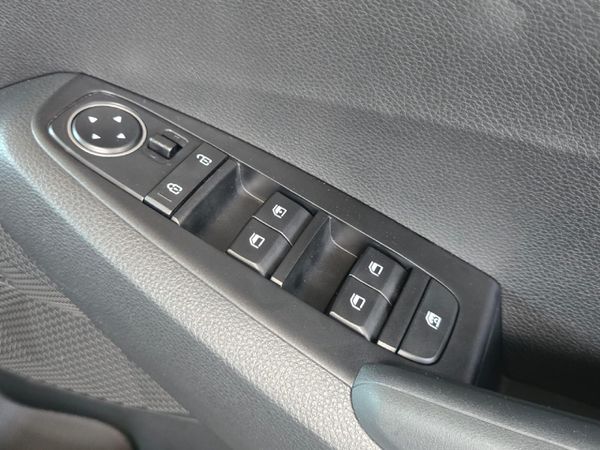 2025-Kia-Seltos-15-CRDi-LX image:21