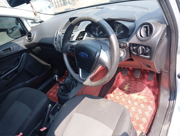 2017-Ford-Fiesta-14-Ambiente-5-dr image:2