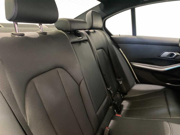 2024-BMW-3-Series-320i-M-Sport-Auto image:9
