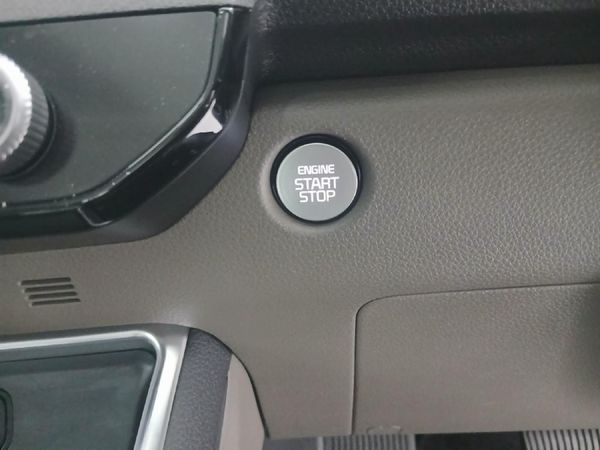 2025-Kia-Carnival-22-CRDi-SXL-Auto image:22