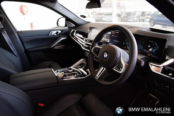 2025-BMW-X6-M60i image:4