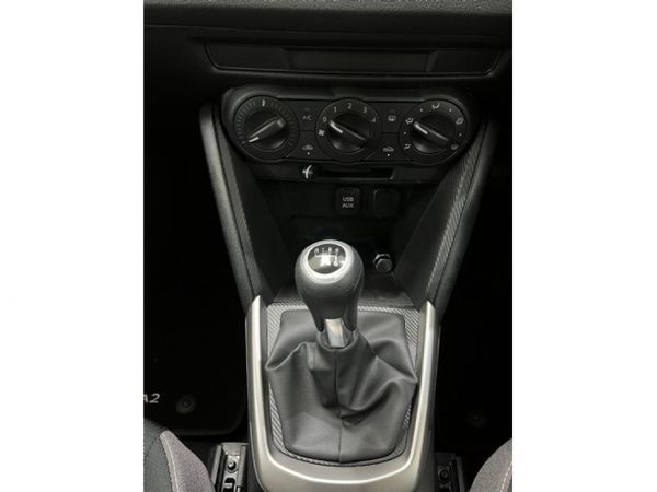 2025-Mazda-2-15-Active-5-dr image:11