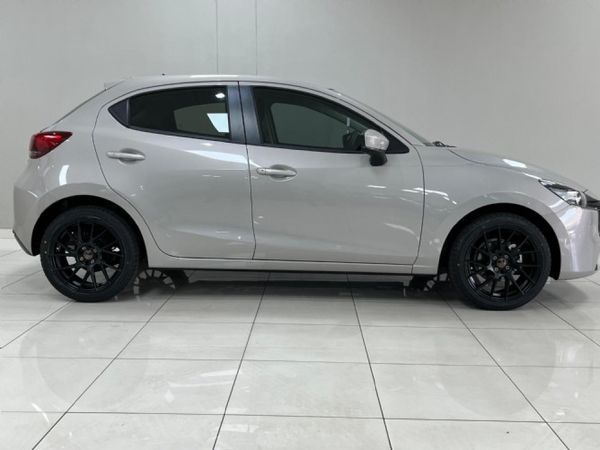 2025-Mazda-2-15-Active-5-dr image:1