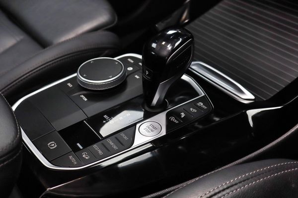 2021-BMW-X3-xDrive20d-M-Sport image:14