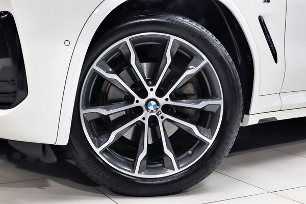 2021-BMW-X3-xDrive20d-M-Sport image:21