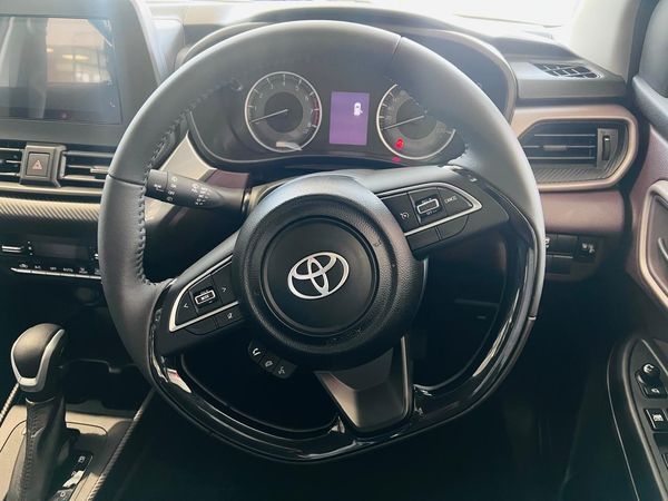 New Toyota Starlet Cross 1.5 XS A/T for sale in Gauteng - Cars.co