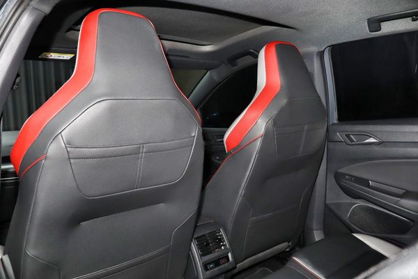 2021-Volkswagen-Golf-8-GTI-20-TSI-Auto image:15