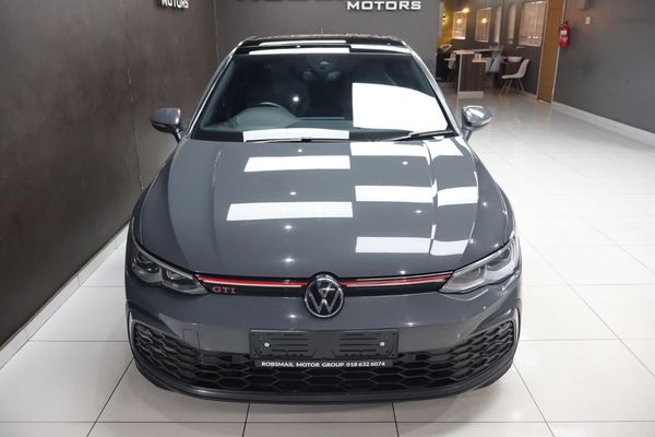 2021-Volkswagen-Golf-8-GTI-20-TSI-Auto image:3