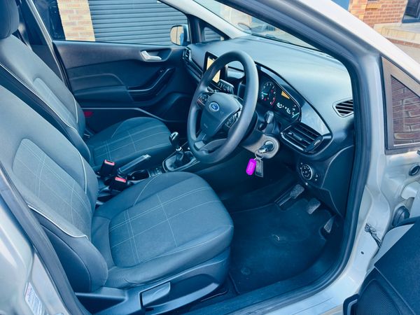 2019-Ford-Fiesta-10-EcoBoost-Trend-5-dr image:12