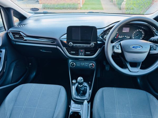 2019-Ford-Fiesta-10-EcoBoost-Trend-5-dr image:7