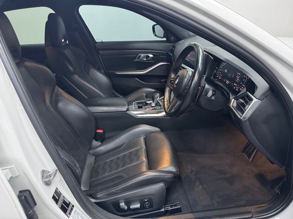 2021-BMW-M3-Competition image:6