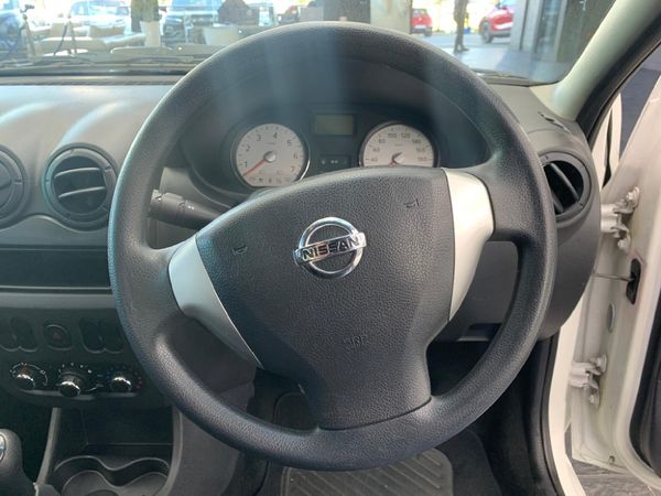 2023-Nissan-NP200-16-AC-Safety-Pack image:9