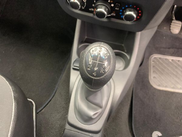 2023-Nissan-NP200-16-AC-Safety-Pack image:11