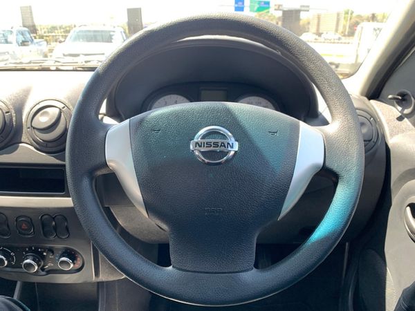 2023-Nissan-NP200-16-AC-Safety-Pack image:7