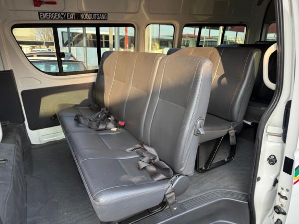 2023-Toyota-Quantum-25-D-4D-Sesfikile-16-seat image:4