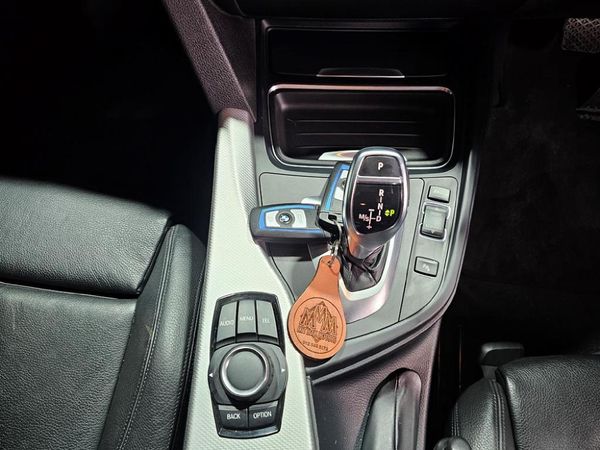 2016-BMW-3-Series-320d-GT-M-Sport image:14