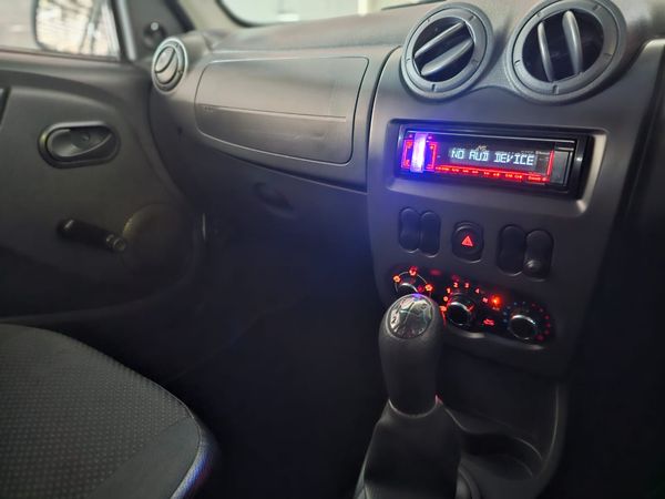 2018-Nissan-NP200-16-AC-Safety-Pack image:8