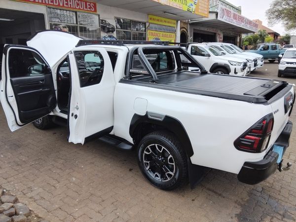 2021-Toyota-Hilux-LEGEND-50 image:14