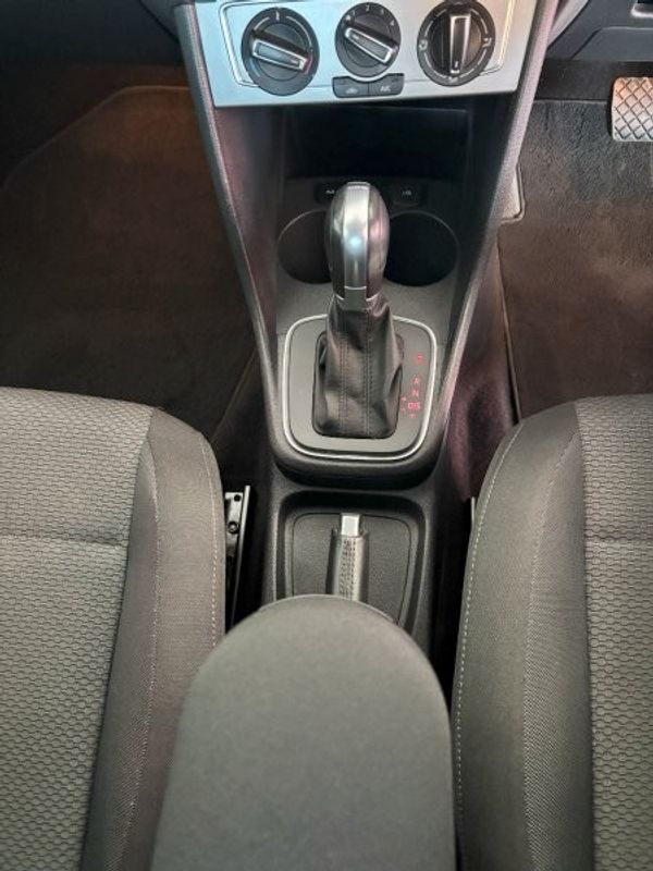 2017-Volkswagen-Polo-12-TSI-Highline-Auto-81kW image:11