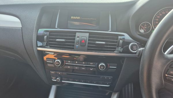2016-BMW-X4-xDrive20d-xLine image:21