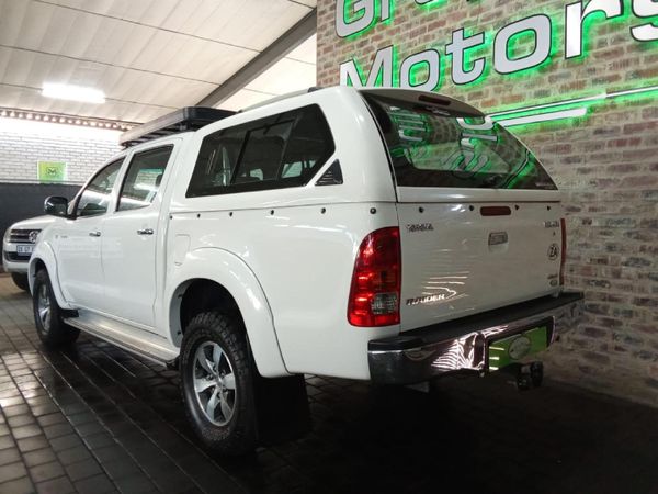 2010-Toyota-Hilux-30-D-4D-Raider-4x4-Auto-Double-Cab image:1