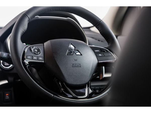 2025-Mitsubishi-Eclipse-Cross-15T-GLS-Auto image:8