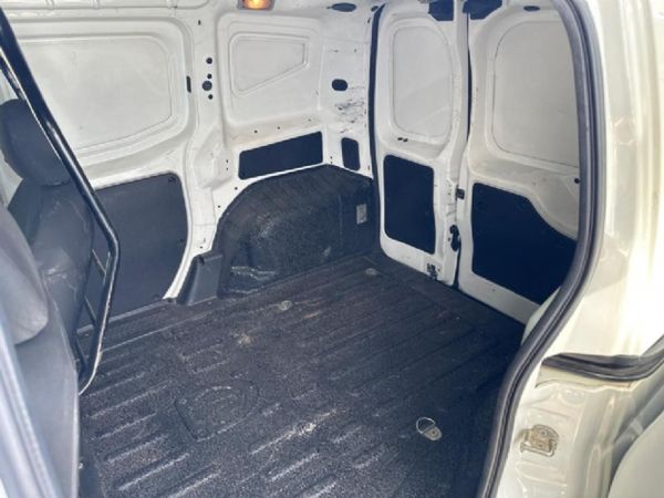 2014-Fiat-Fiorino-13-MultiJet-Panel-Van image:5