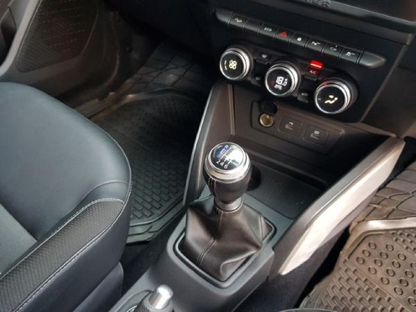 2022-Renault-Duster-15-dCi-Zen-4x4 image:12