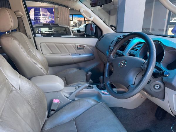 2007-Toyota-Fortuner-40-V6-Auto-4x4 image:12