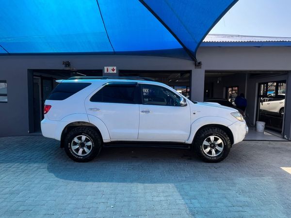 2007-Toyota-Fortuner-40-V6-Auto-4x4 image:6