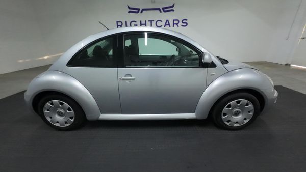2001-Volkswagen-Beetle-20-Highline image:2
